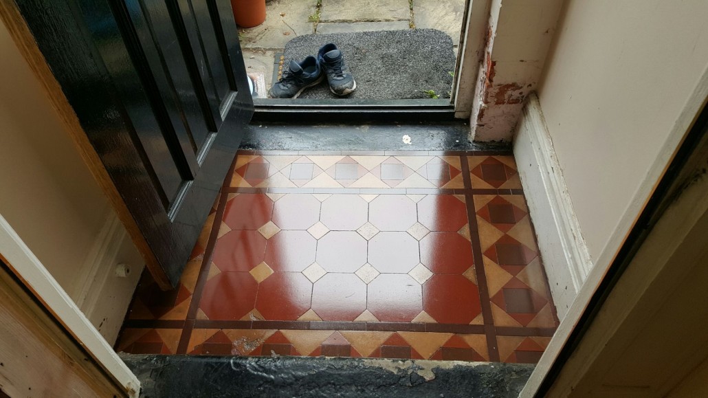 Tiled Floor Cleaning Stone & Tiled Floor Cleaning Lincolnshire